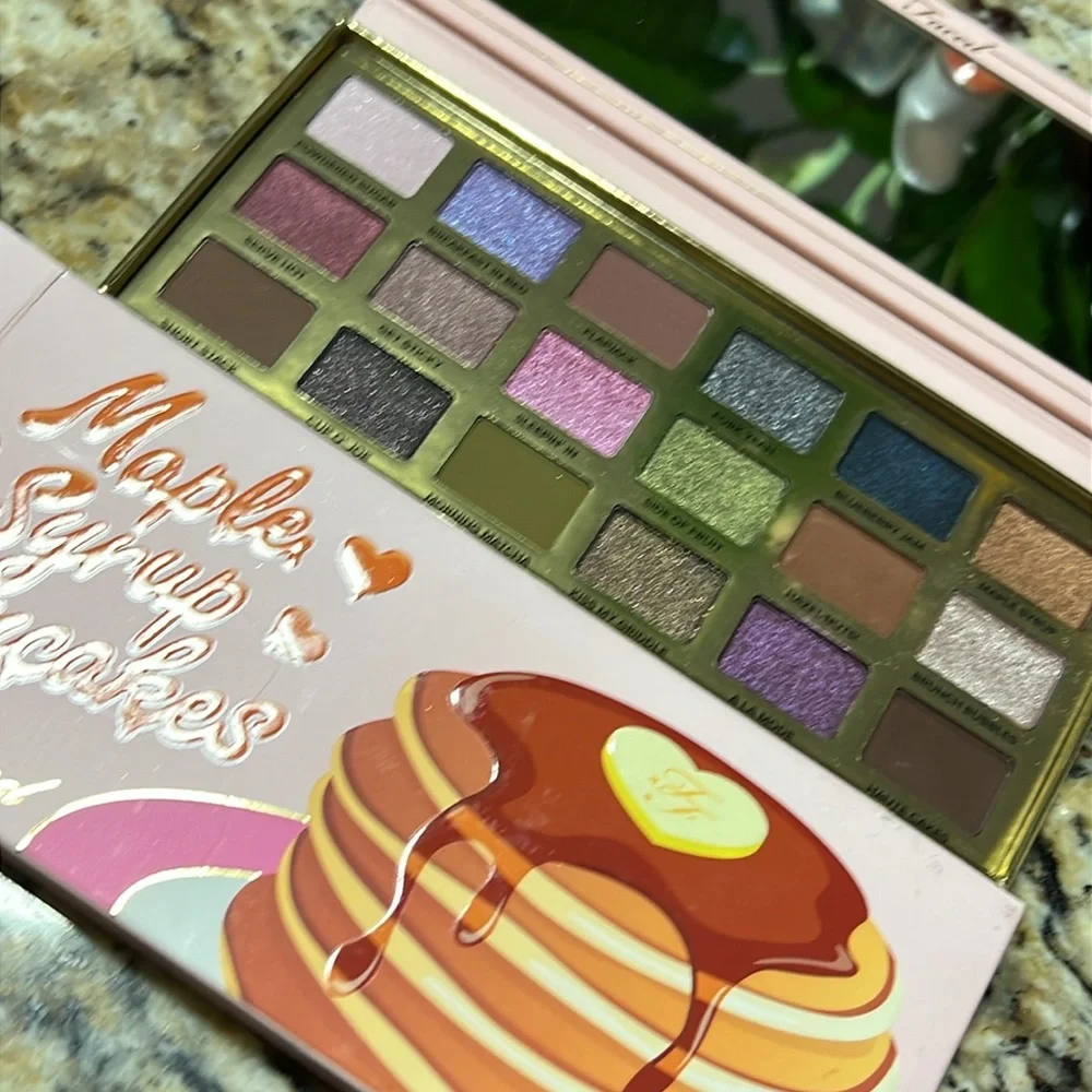 ⚡️💞Too Faced Maple Syrup Pancakes Eyeshadow Palette